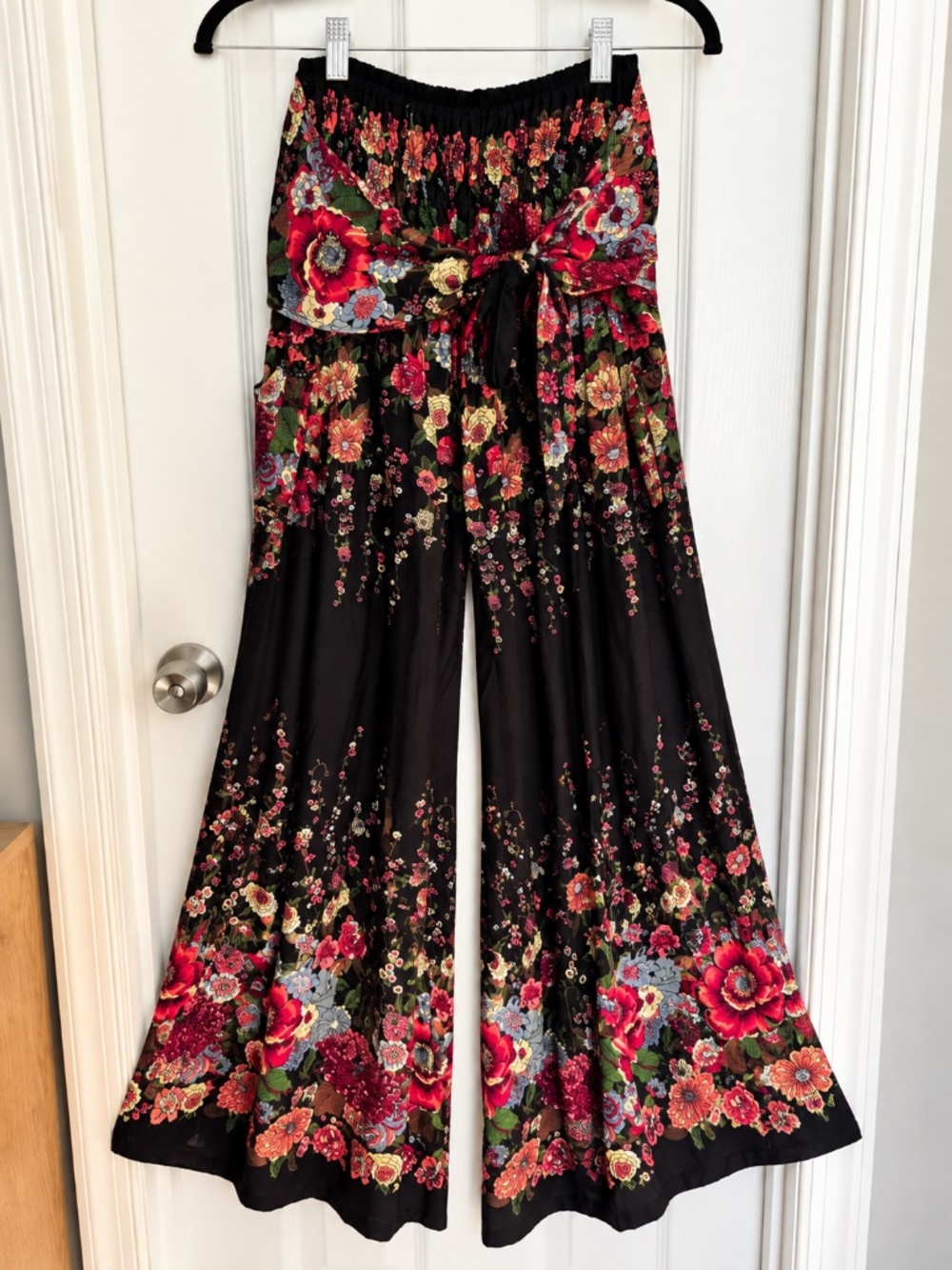 Rose Floral Boho Wide-Leg Palazzo Pants – Never Worn.
